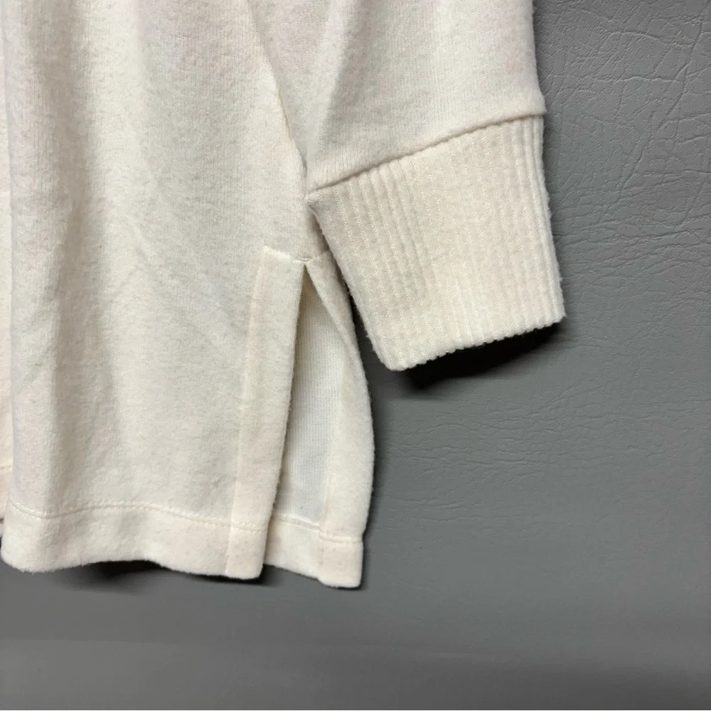 ✨LOFT V-Neck Pullover Sweater Cream Knitted Long Sleeve Size MP